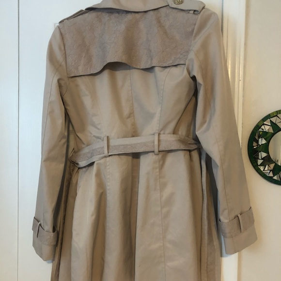 *Like New* Women’s Trenchcoat by JESSICA SIMPSON - Picture 7 of 8